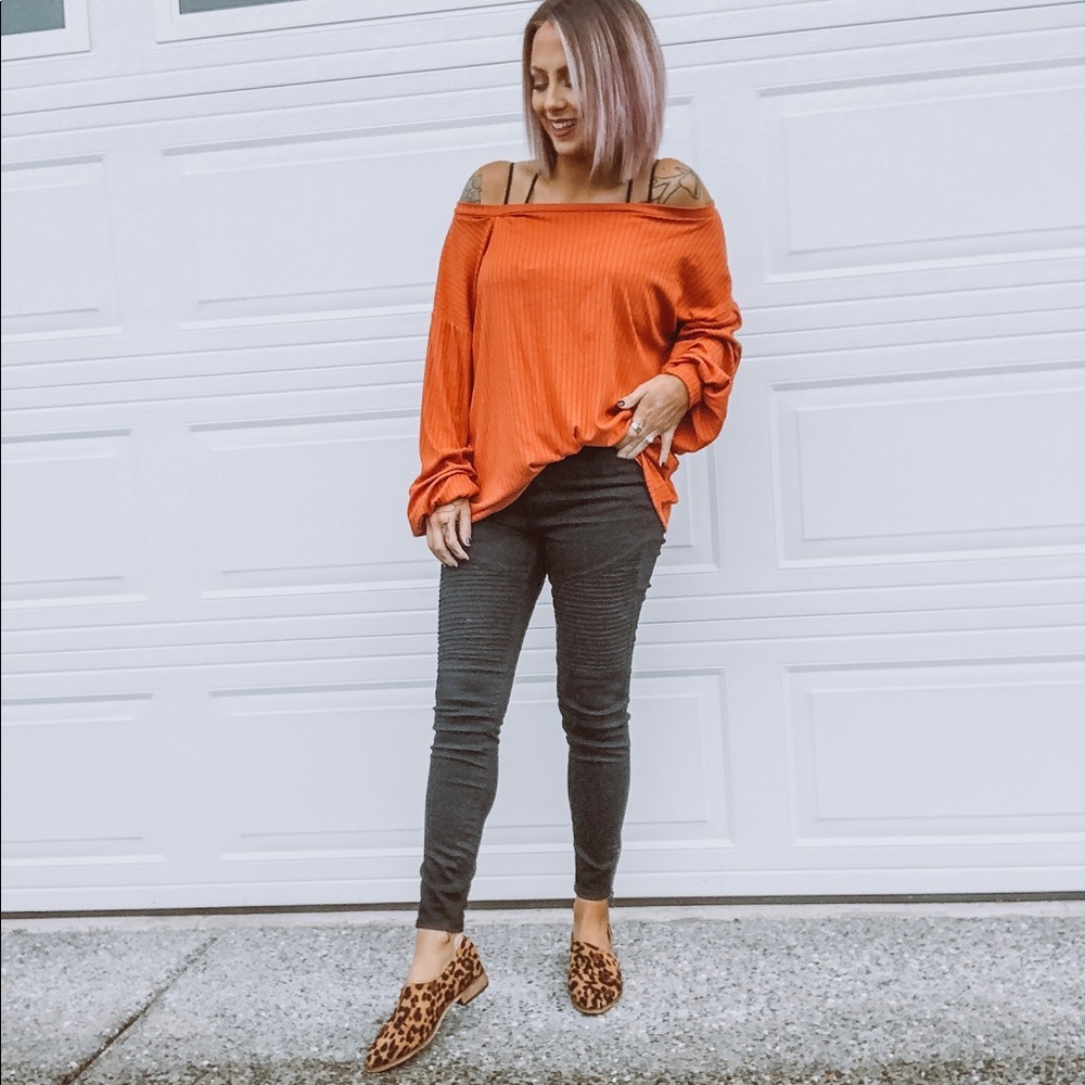 Dani Slouch Sleeve Top